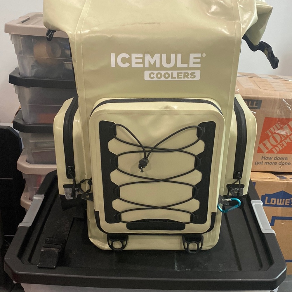 ICE MULE “BOSS” LIKE BRAND NEW!